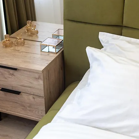 Avangard Leinberg 7 *