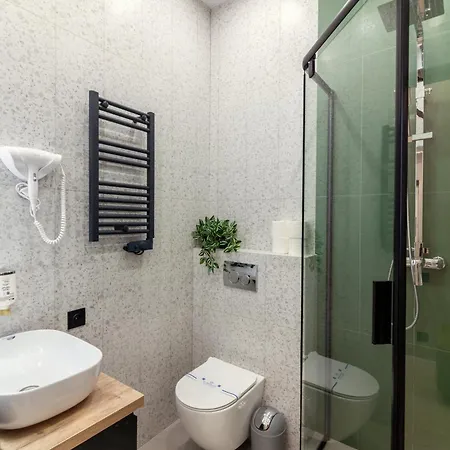 Avangard Leinberg 7 * Lviv