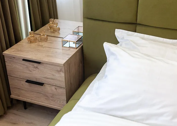 Avangard Leinberg 7 *